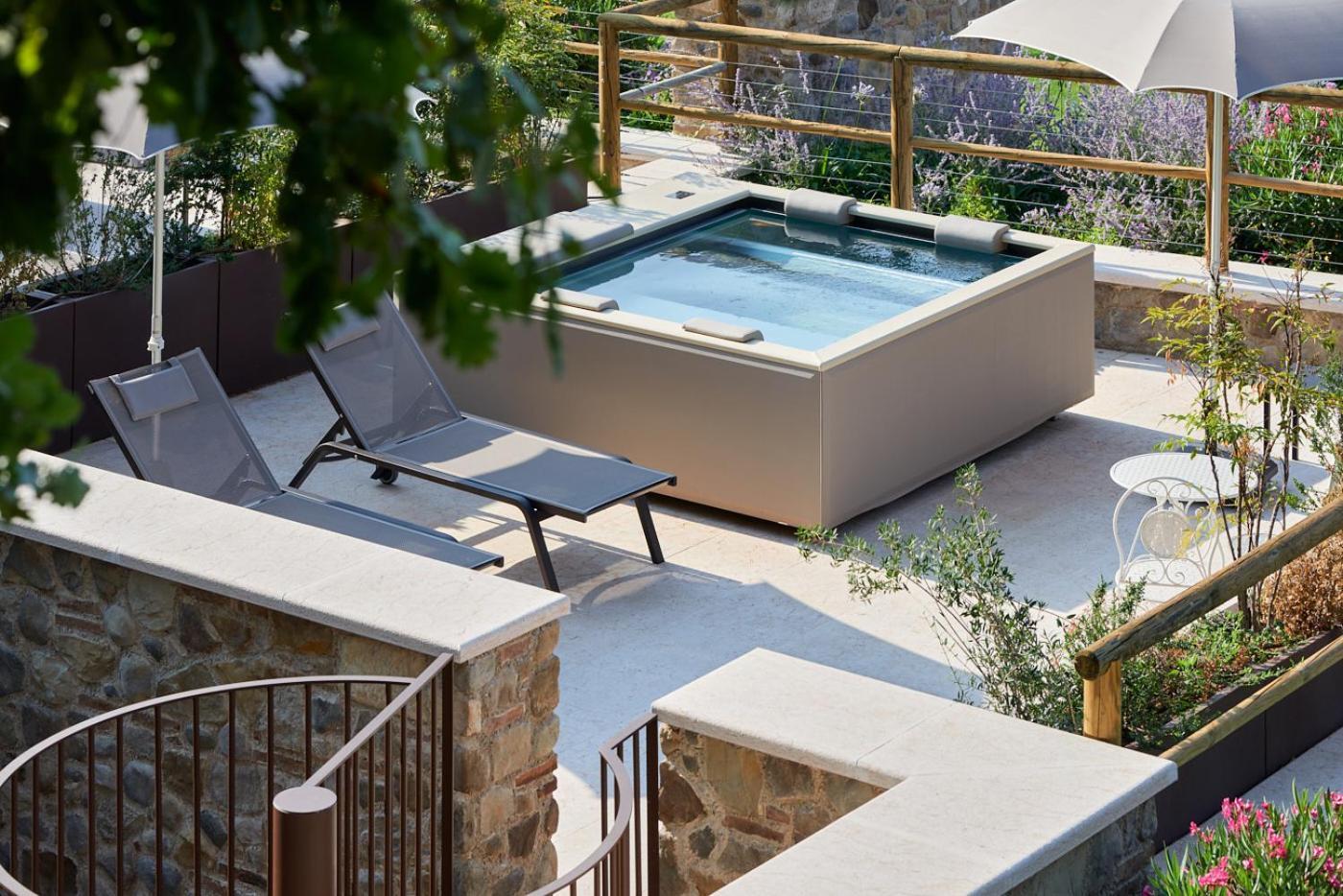 Relais Rossar Boutique Garda & Hills 3* Costermano